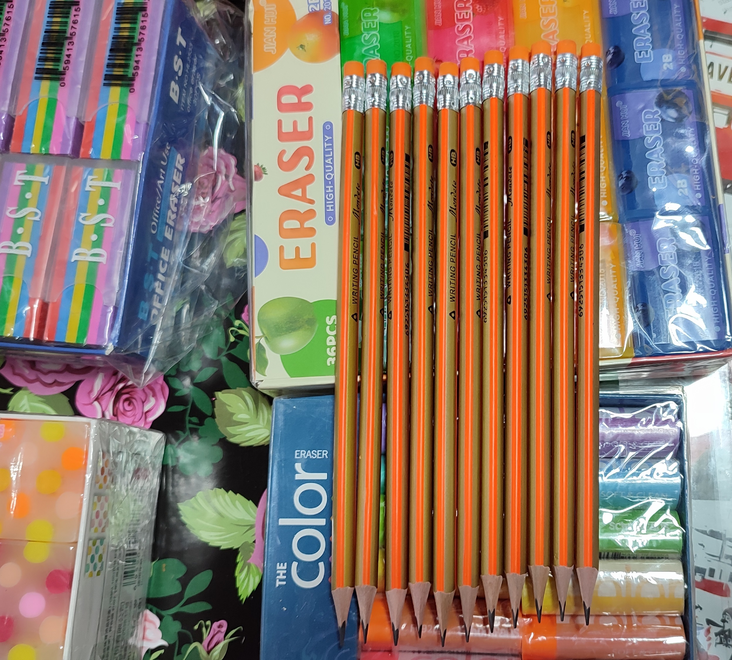 مداد سه گوش پاکن دار موندیت - تصویر 2